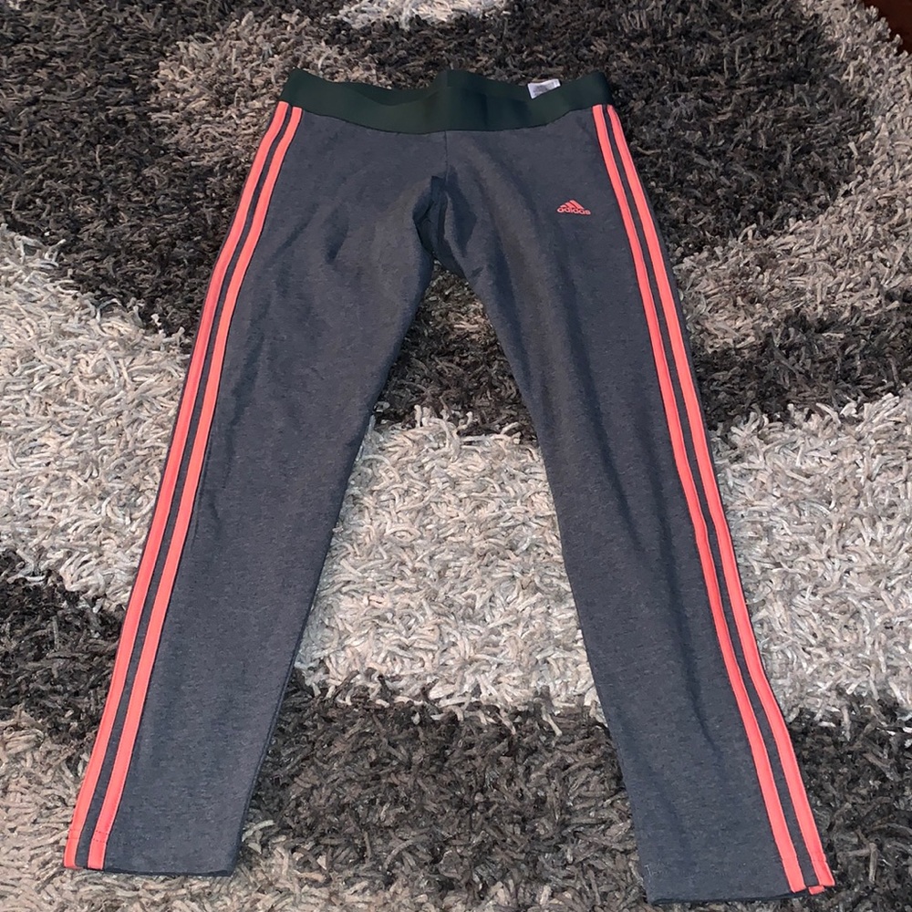 Adidas Tight Fit Mid Rise Gym Pants Size L NWT